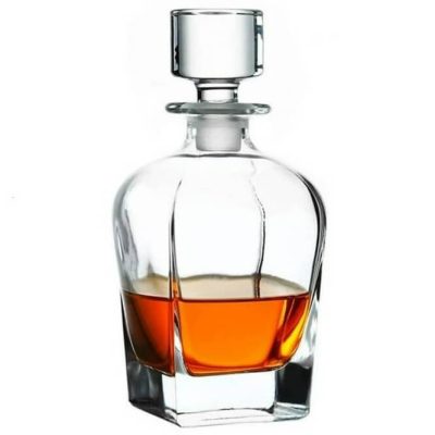 Décanteur à Whisky élégant et pratique pour une dégustation parfaite